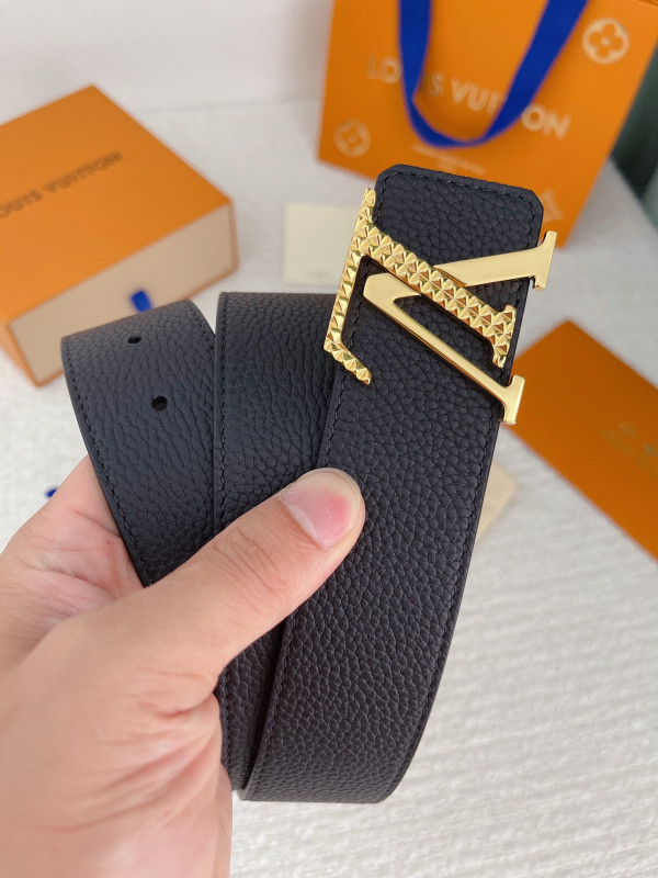 l0*is V*t0n belt