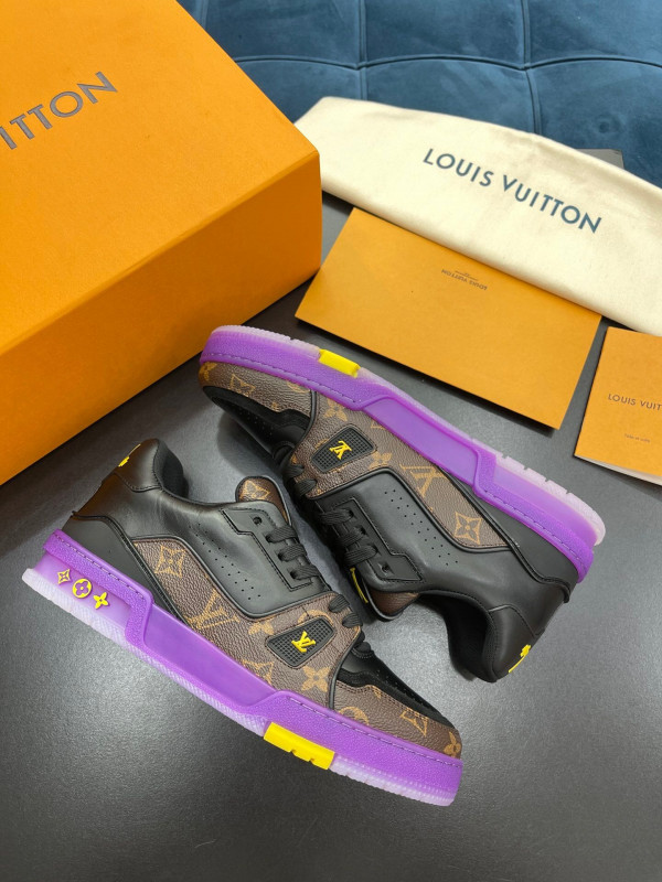l0*is V*t0n trainer sneaker