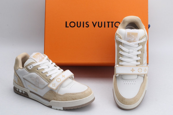 l0*is V*t0n trainer sneaker