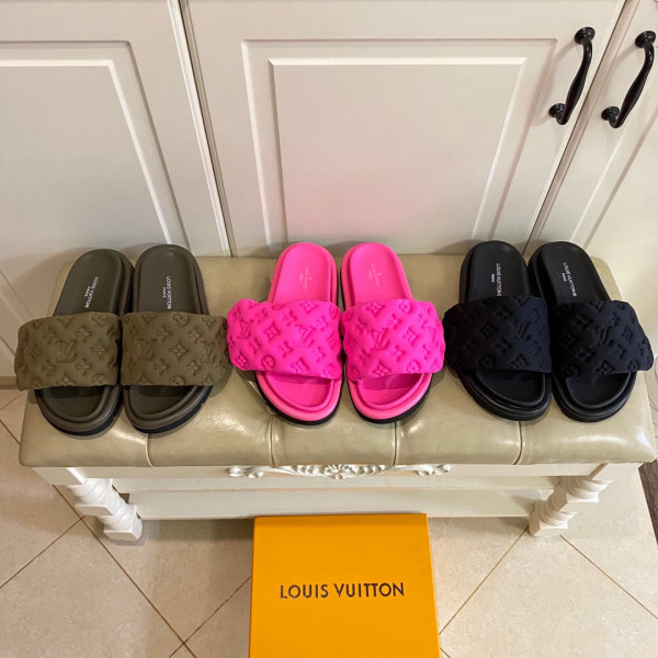 l0*is V*t0n pool pillow comfort mule