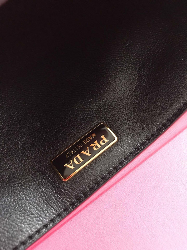 Pra*a cahier leather shoulder bag