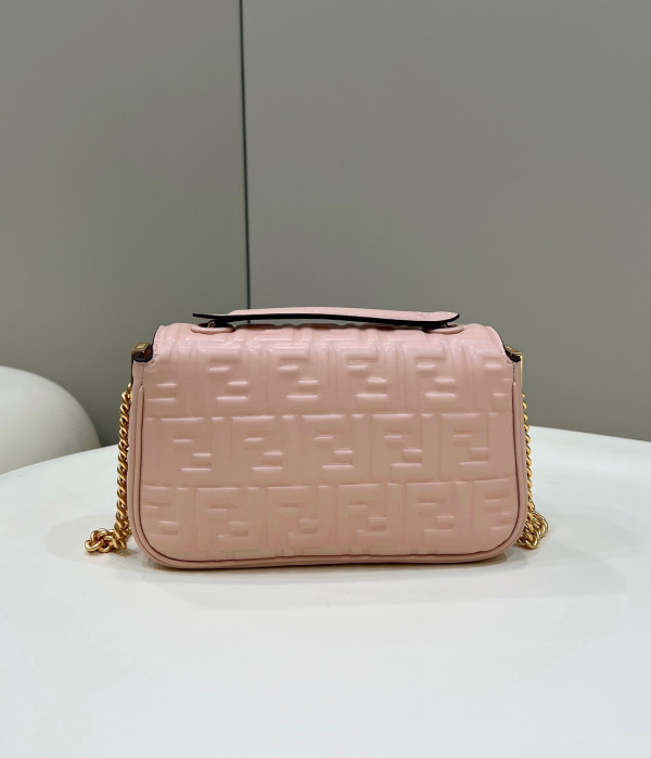 F**di baguette chain midi 397b98-24*14*7cm