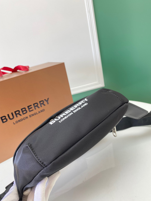 B**rry bum bag