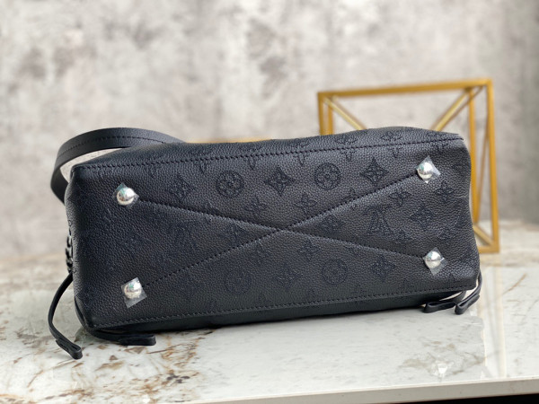 l0*is V*t0n bella tote