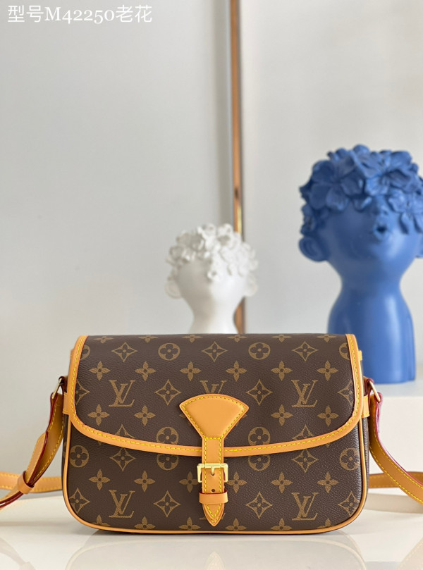 l0*is V*t0n vintage sologne