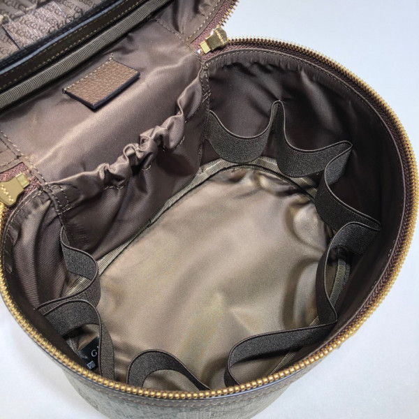 G*u*i cosmetic bag