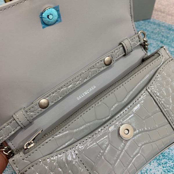 Ba*len*cia*ga  hourglass chain bag