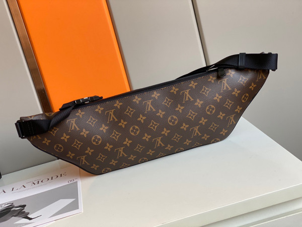 l0*is V*t0n christopher bumbag
