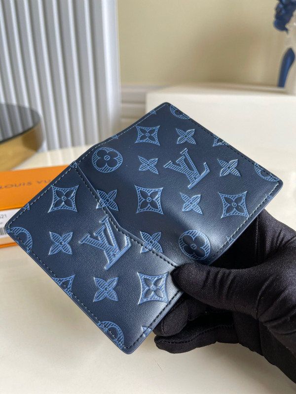 l0*is V*t0n pocket organizer