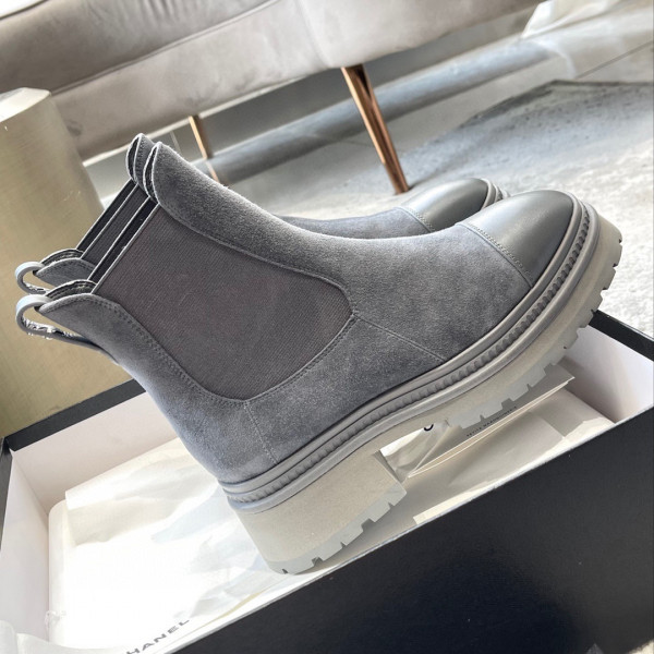 CL ANKLE BOOTS