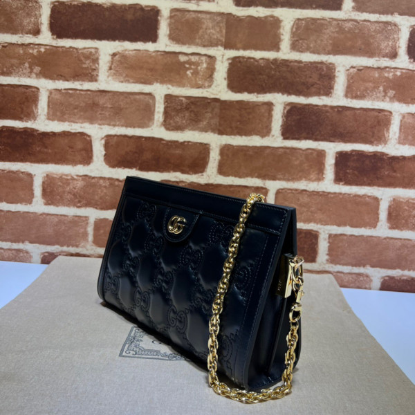 G*u*i gg matelassé leather shoulder bag
