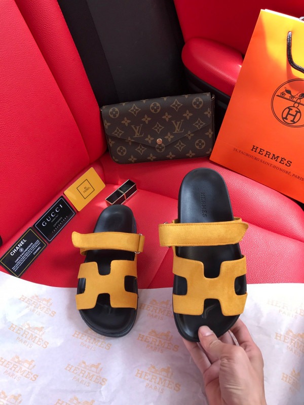 H**mes sandal