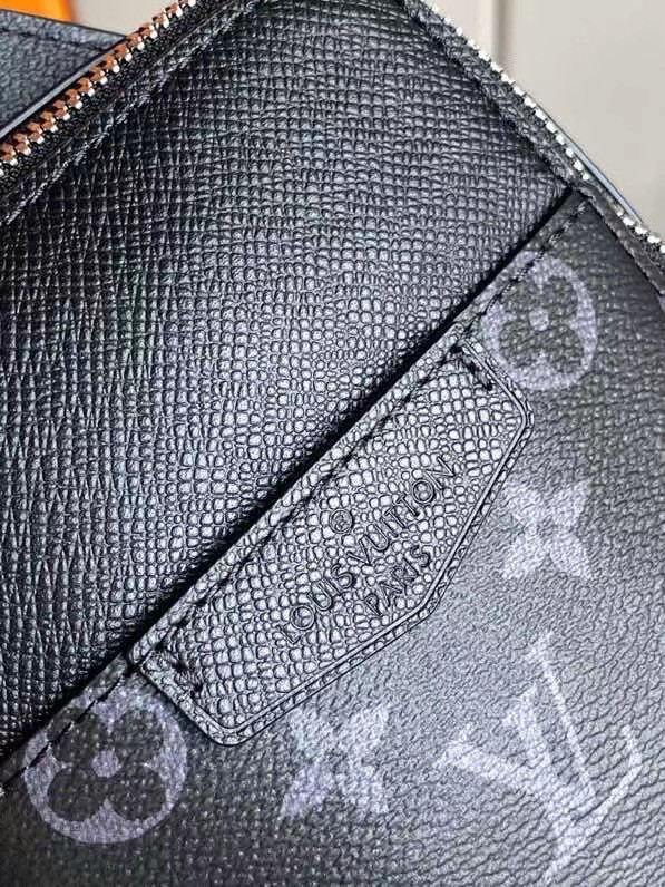 l0*is V*t0n outdoor slingbag