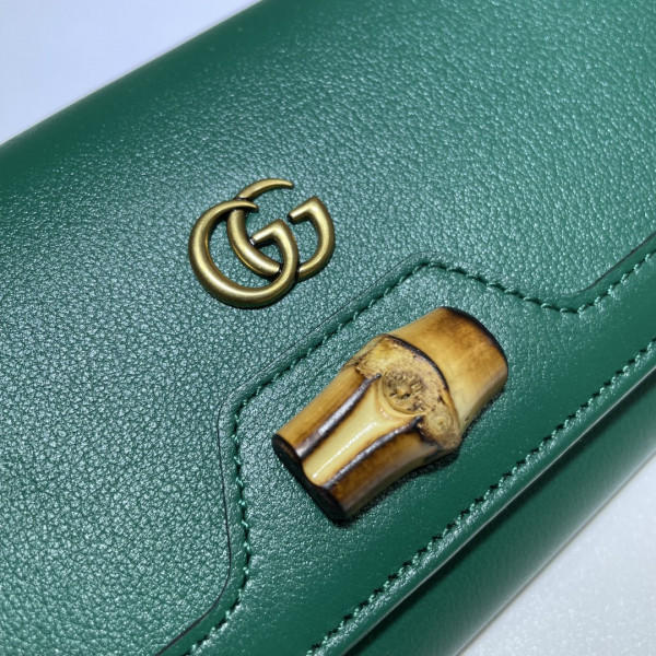 G*u*i diana chain wallet with bamboo