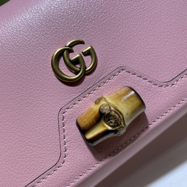 G*u*i diana chain wallet with bamboo