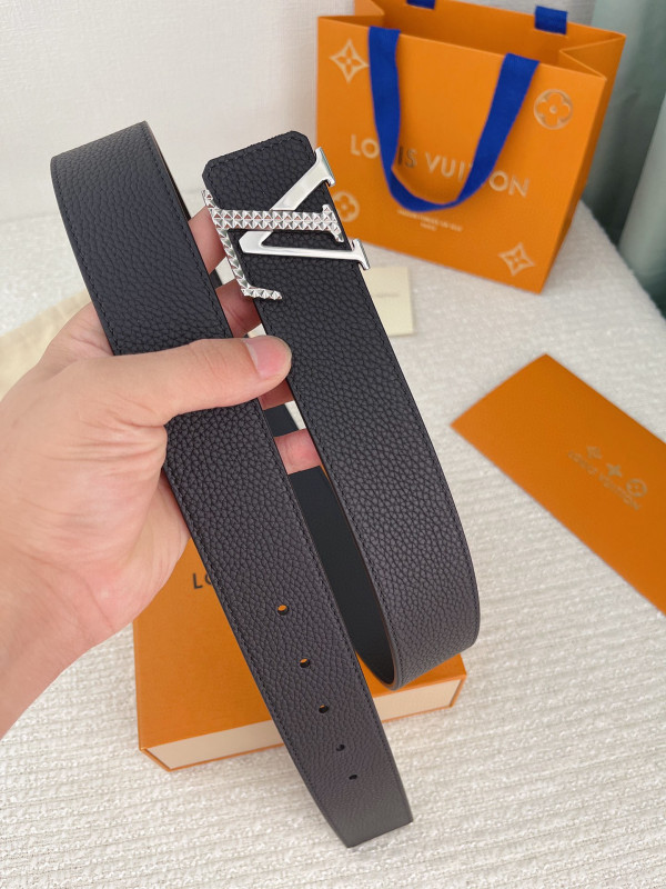 l0*is V*t0n belt