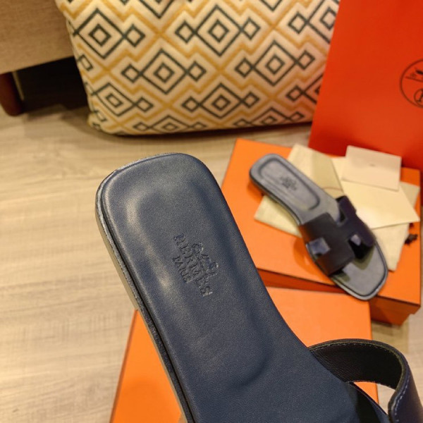 H**mes sandal