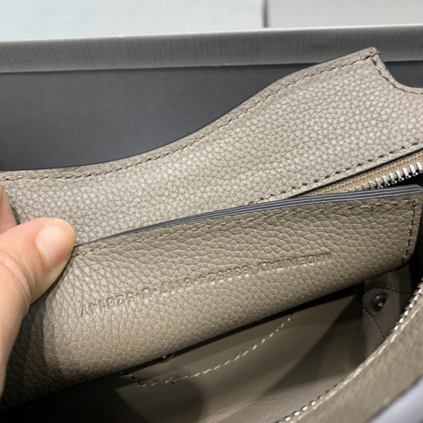 Ba*len*cia*ga neo classic mini top handle bag