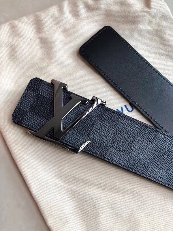 l0*is V*t0n belt