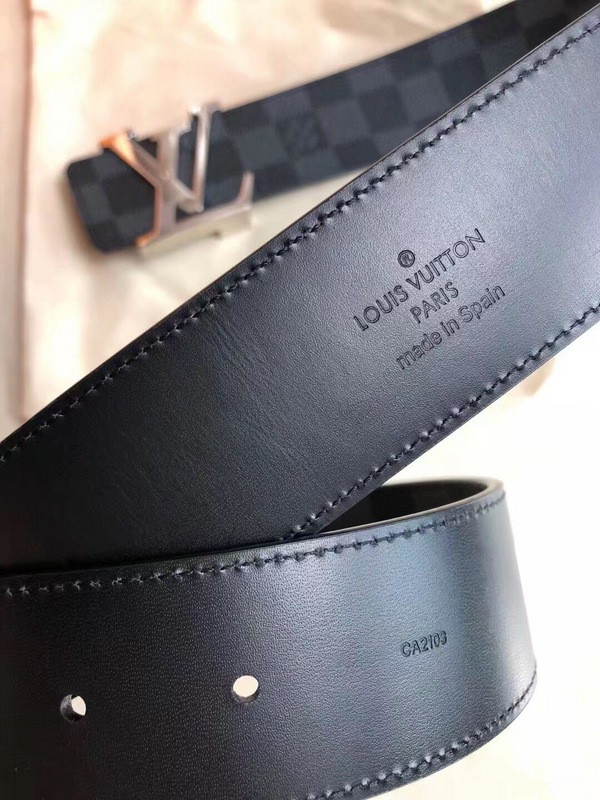 l0*is V*t0n belt
