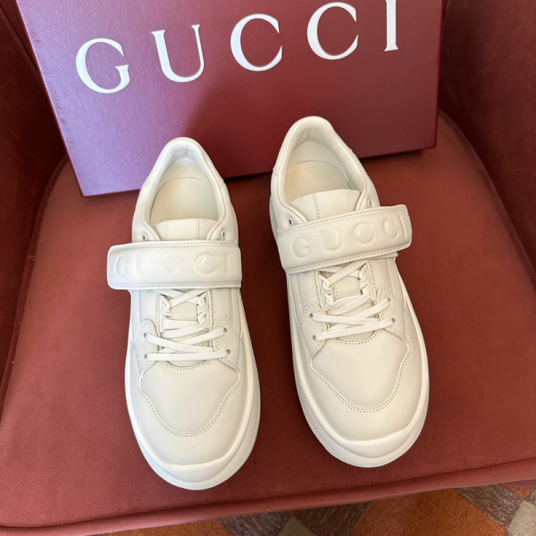 G*u*i men&women sneakers