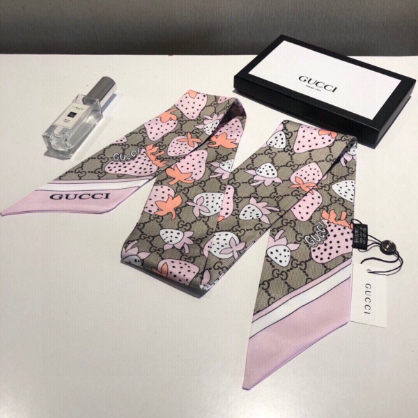 G*u*i bandeau