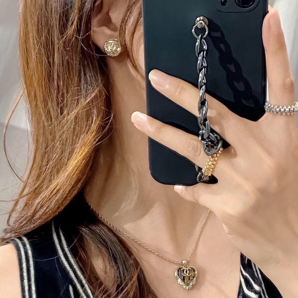 CL EARRINGS
