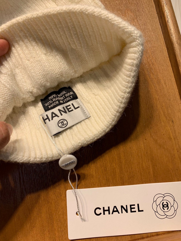 CL HAT