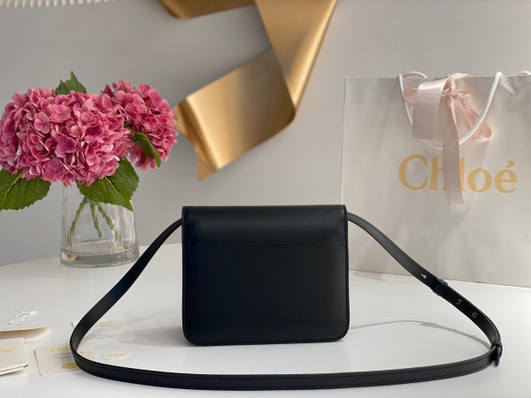Ch10É kattie cross-body bag