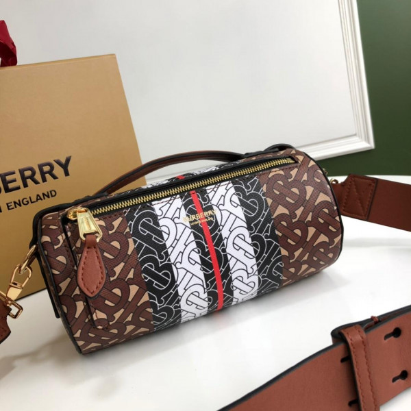 B**rry barrel bag