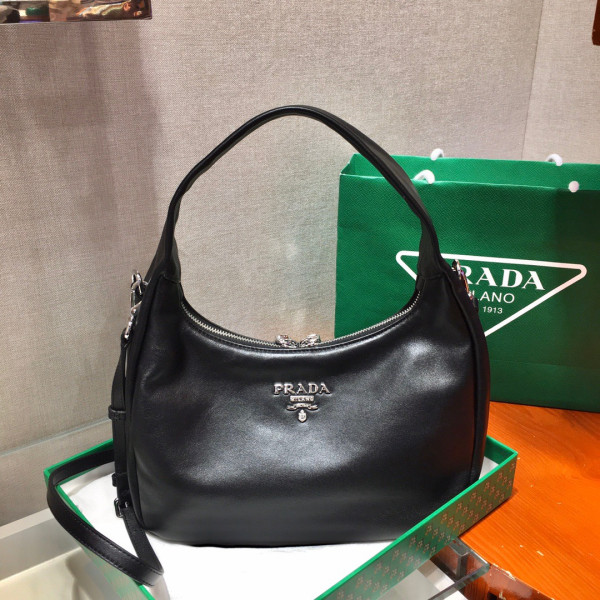 Pra*a hobo bag