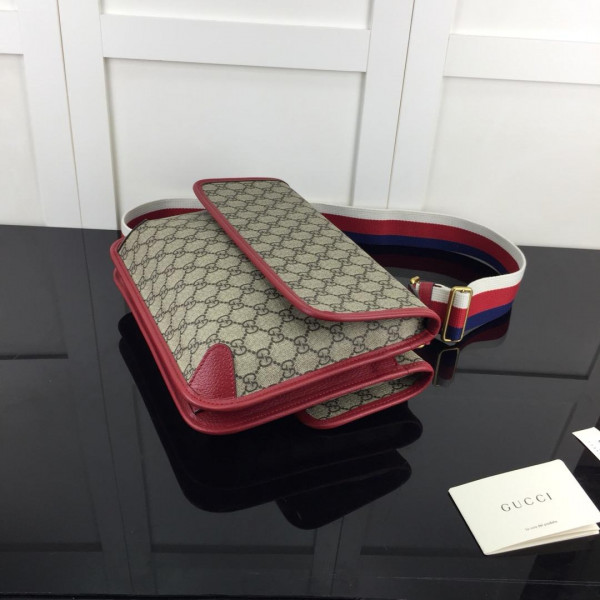 G*u*i gg messenger bag
