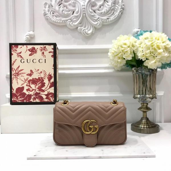 G*u*i gg marmont 26cm