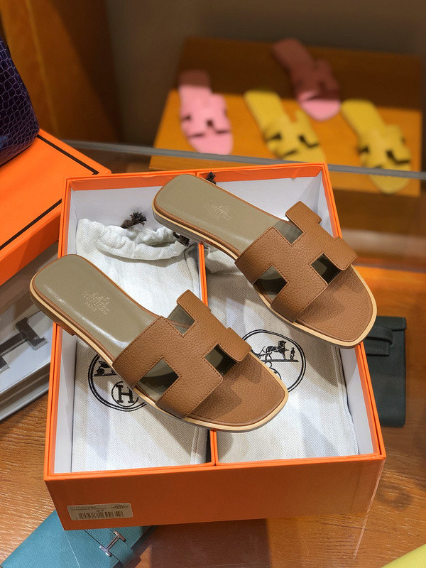 H**mes sandal