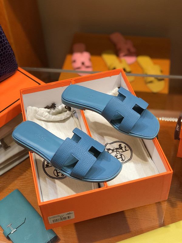 H**mes sandal