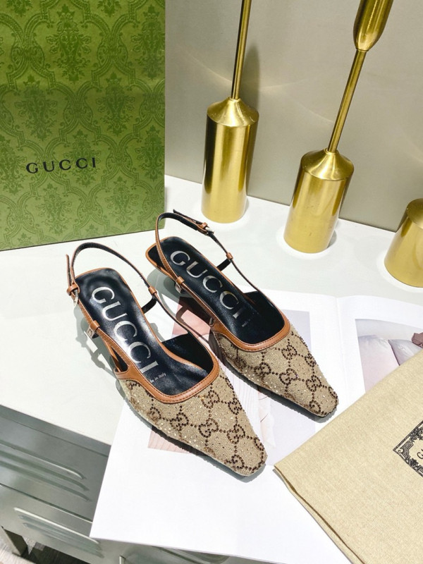 G*u*i heels-4.5cm