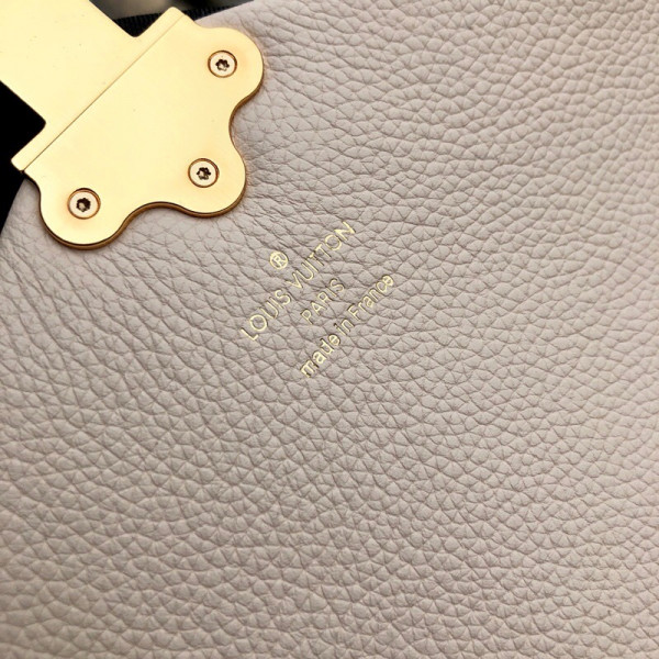 l0*is V*t0n backpack clapton