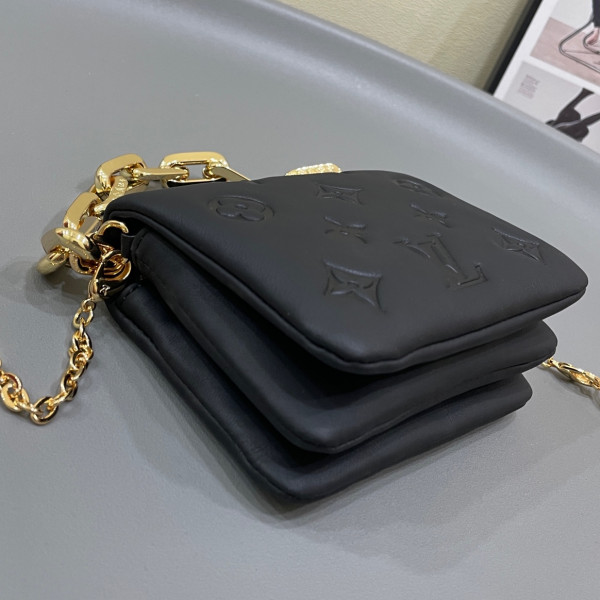 l0*is V*t0n beltbag coussin