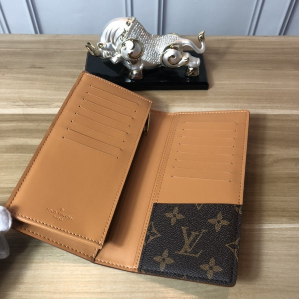l0*is V*t0n brazza wallet