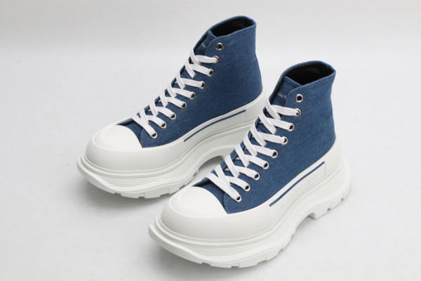 ale*d*r M*Q*en tread slick boot