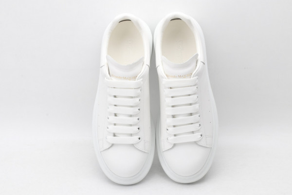 ale*d*r M*Q*en oversized sneaker