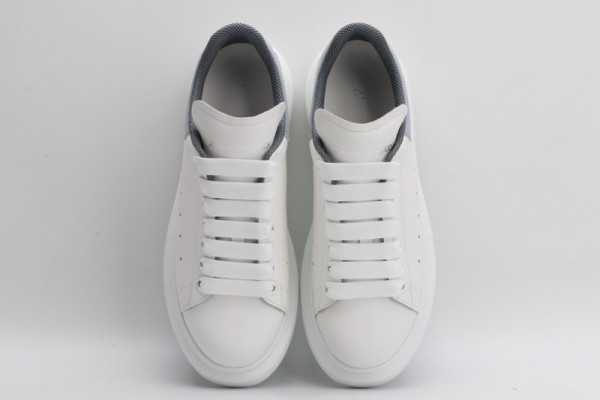 ale*d*r M*Q*en oversized sneaker