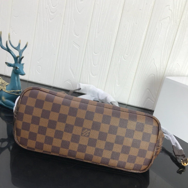 l0*is V*t0n neverfull pm