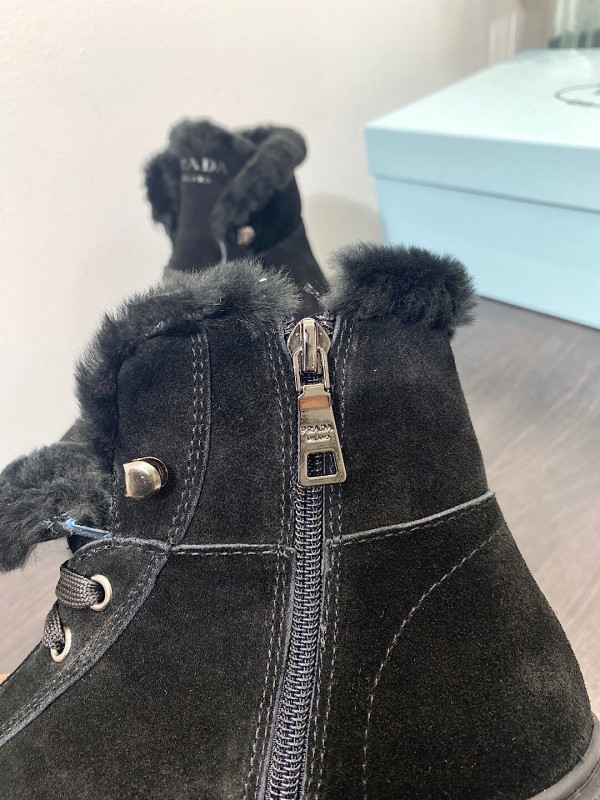 Pra*a boots