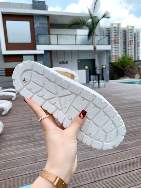 Pra*a boots