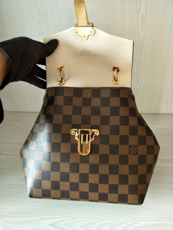 l0*is V*t0n backpack clapton