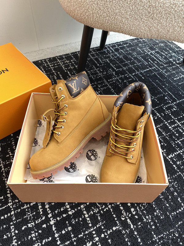 l0*is V*t0n boots