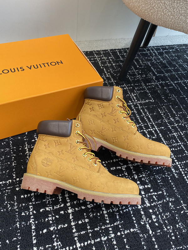 l0*is V*t0n boots