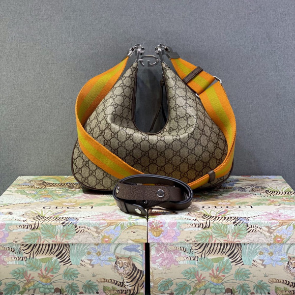 G*u*i attache large shoulder bag