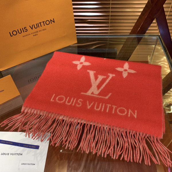 l0*is V*t0n reykjavik scarf
